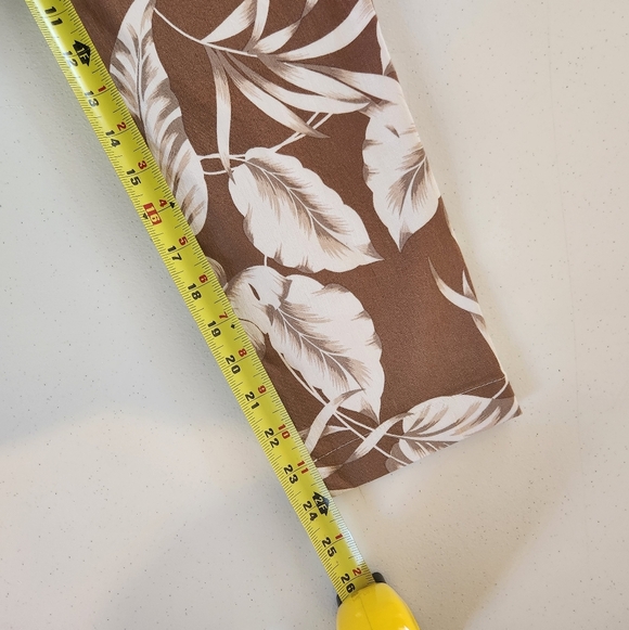 Joseph Ribkoff Palm Pull On Stretchy Capri Pants Brown Neutral Summer Size 8 - Picture 11 of 12